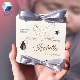   Baba született pénzátadó - gravírozott egyedi babaköszöntő